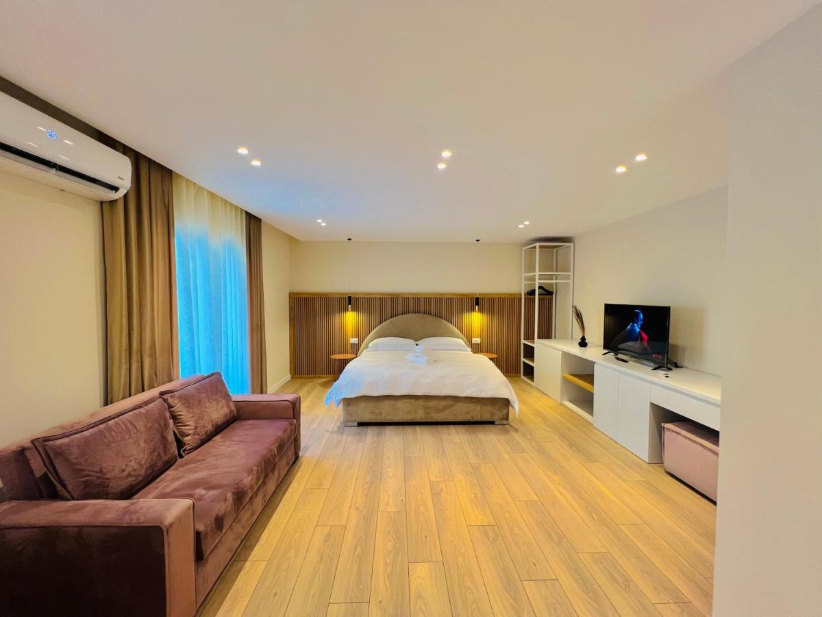 Tirana Center Hideaway Apartment Luaran gambar