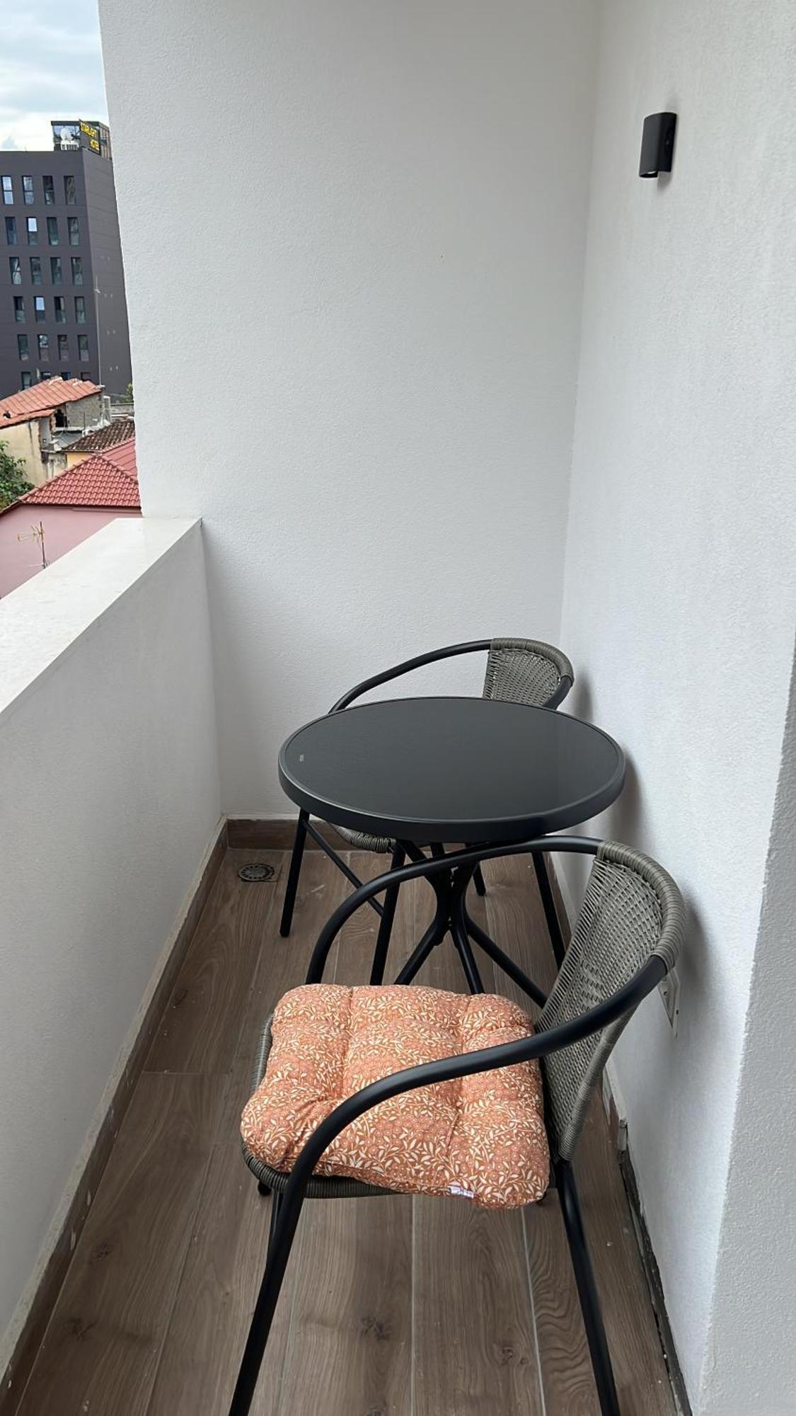 Tirana Center Hideaway Apartment Luaran gambar